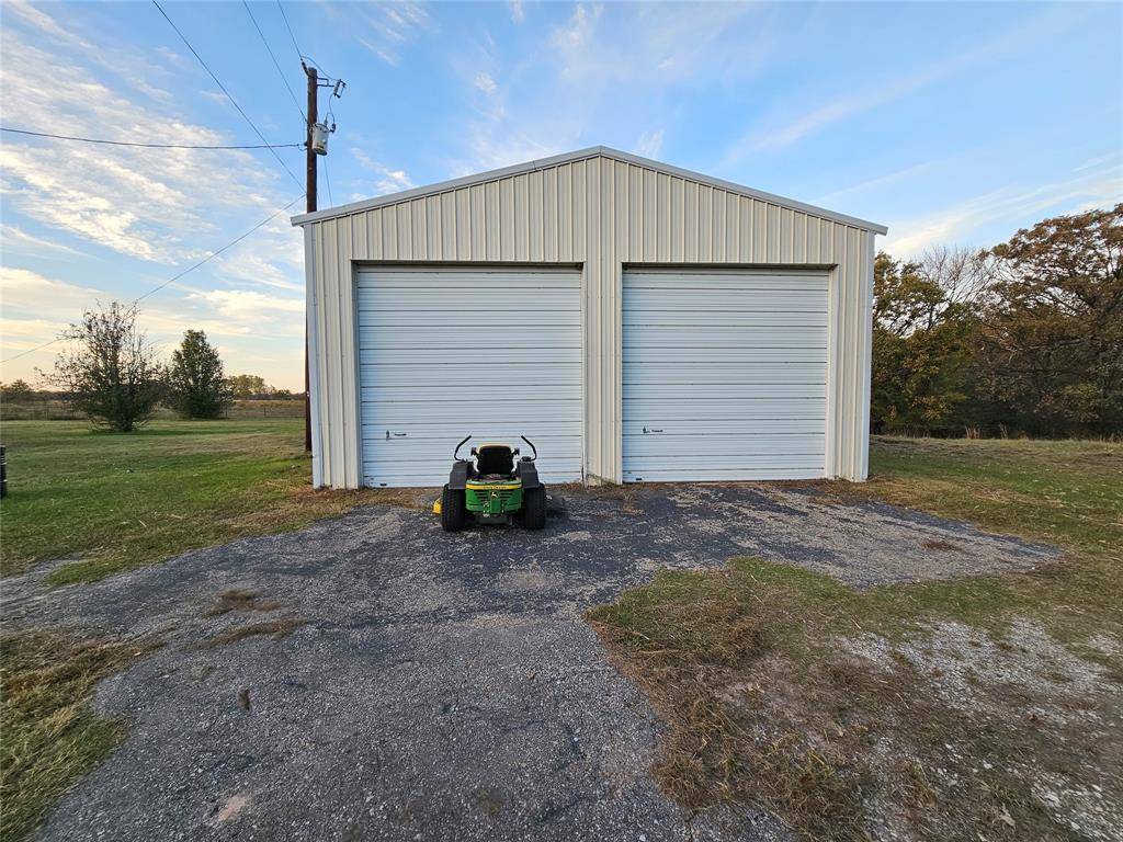 Emory, TX 75440,517 County Road 1944