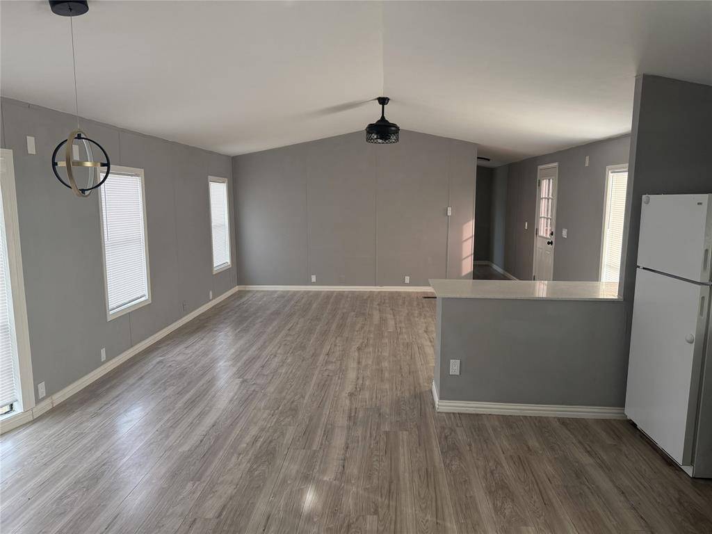 Kemp, TX 75143,12464 County Road 4027