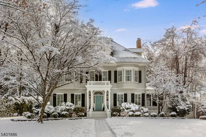 Glen Ridge Boro Twp., NJ 07028,19 Hamilton Rd