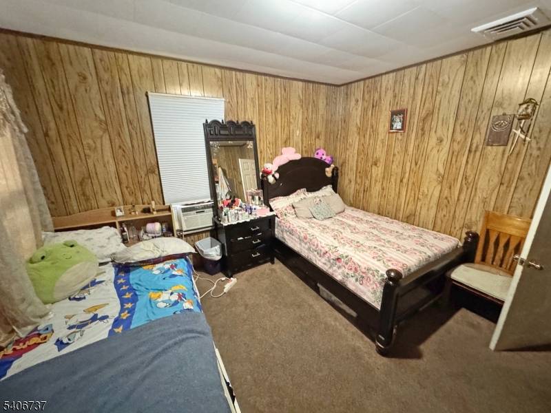 113 Kansas St, Hackensack City, NJ 07601