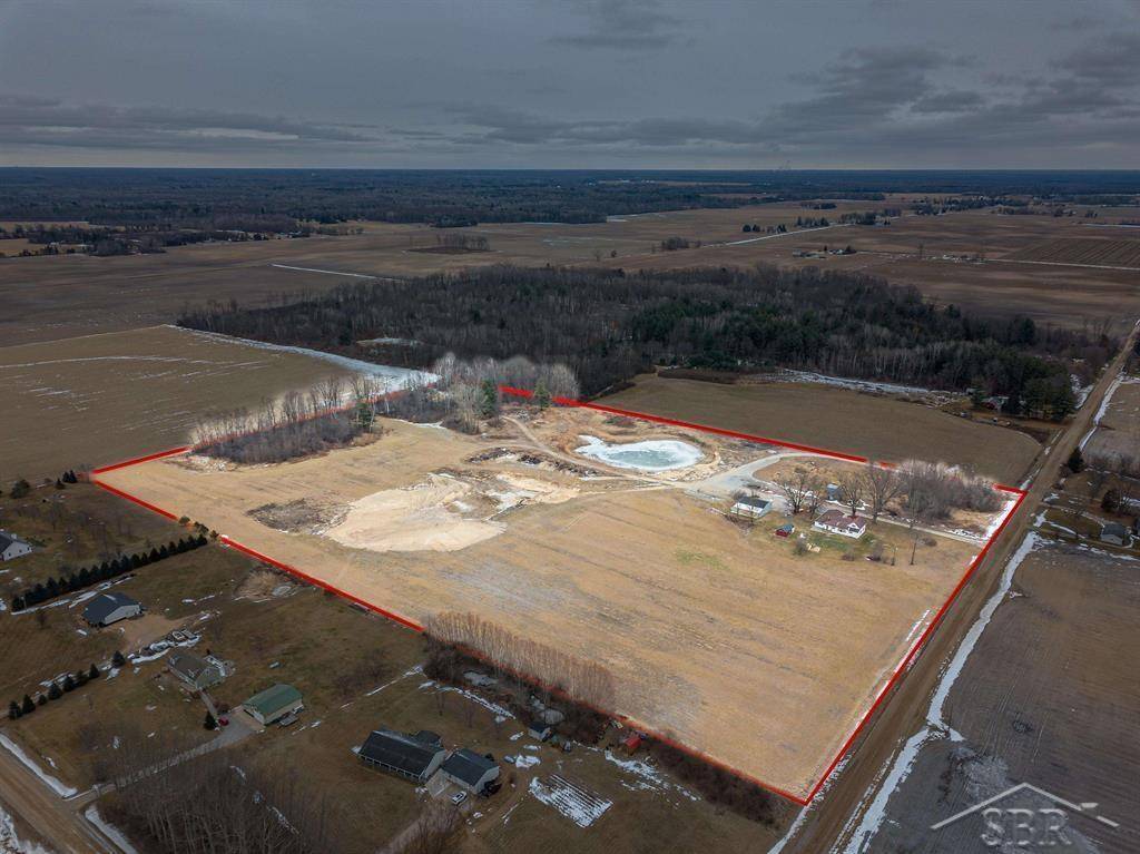 Hope, MI 48628,6408 N Five Mile RD