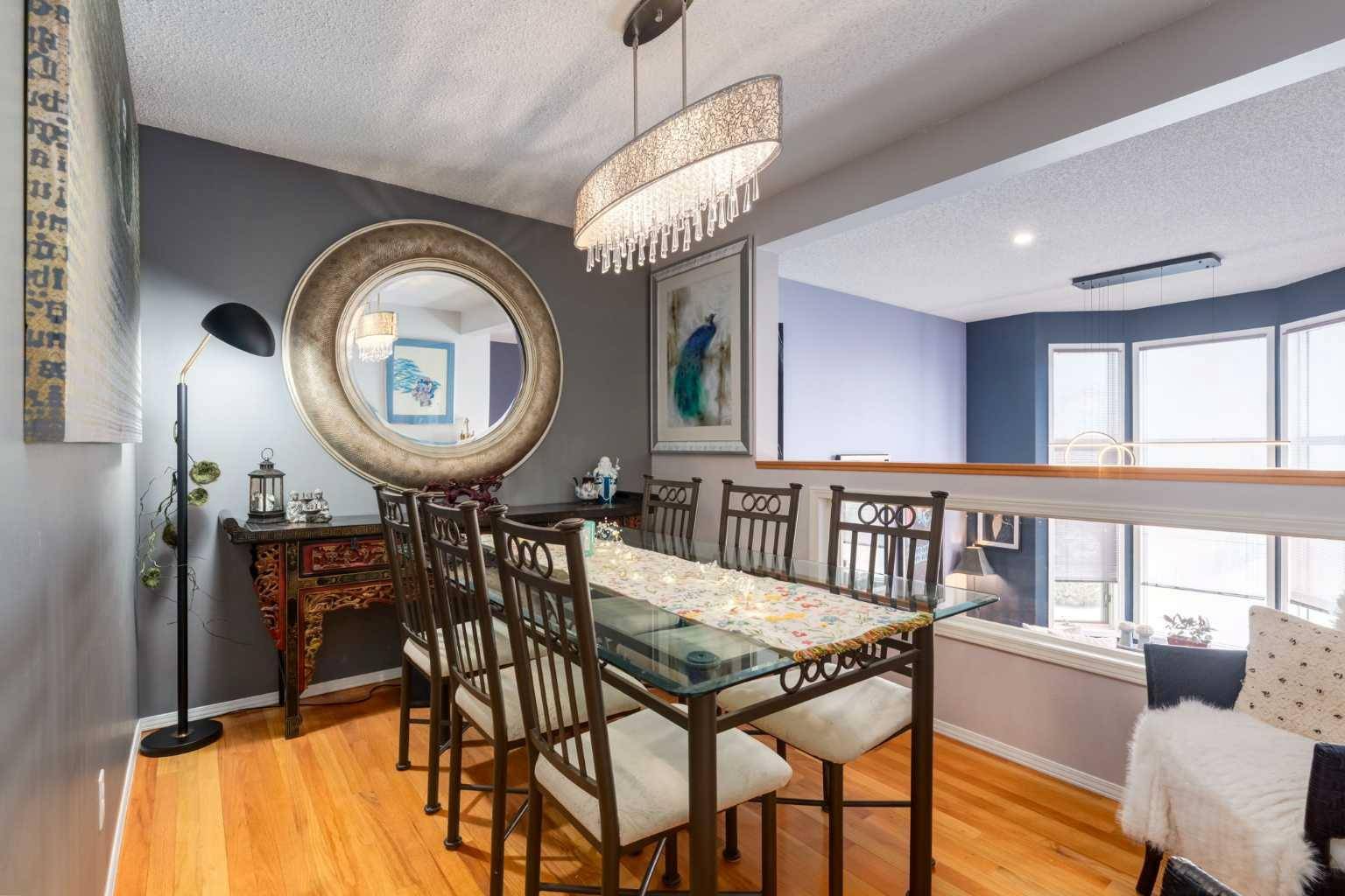 Calgary, AB T3G 3X2,318 Hawkstone MNR NW