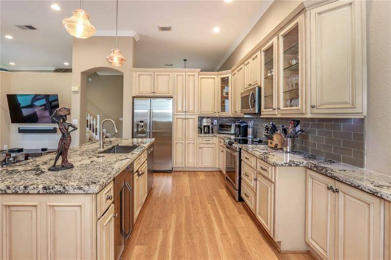 Hollywood, FL 33019,1115 Linden St