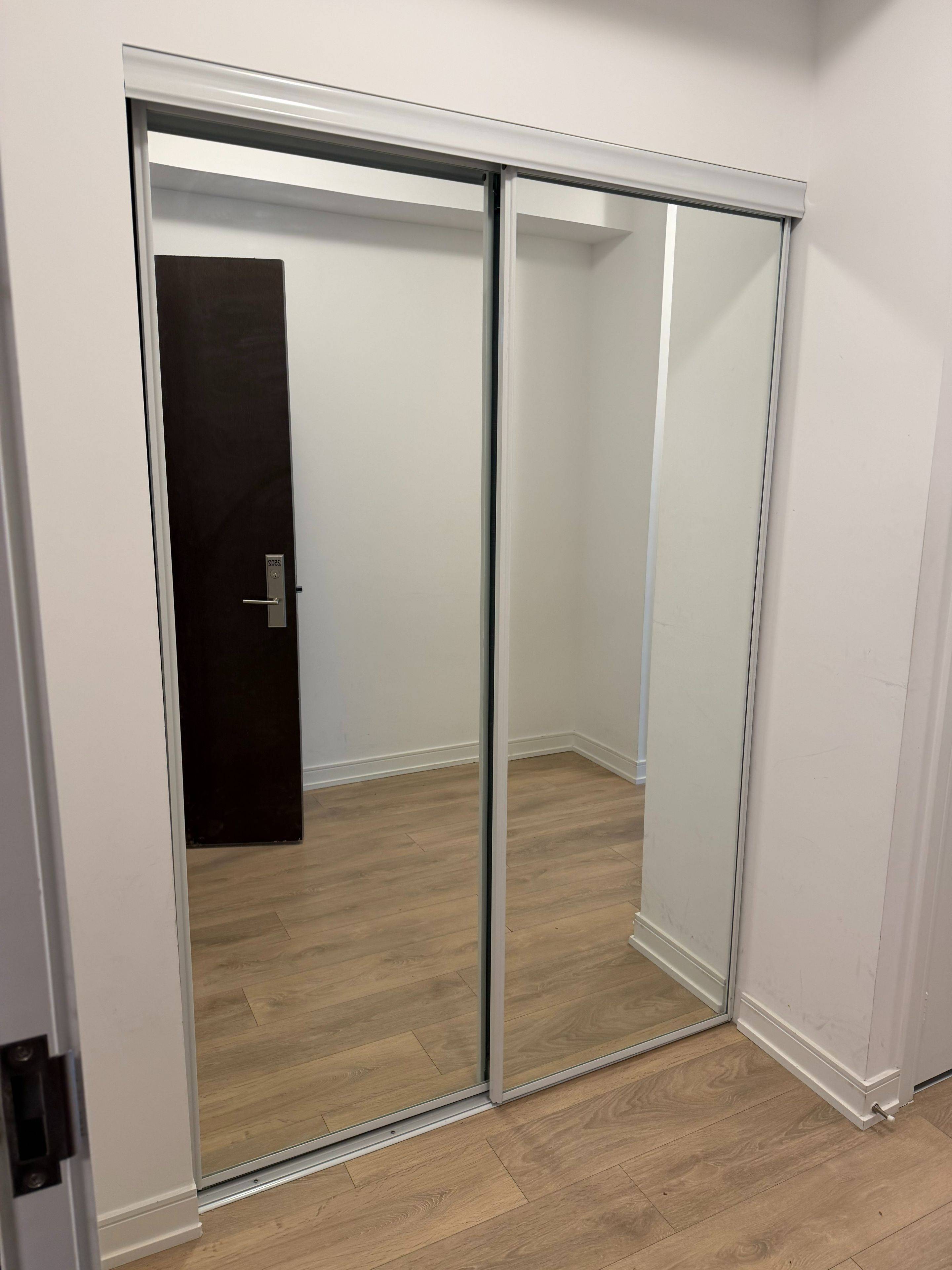 Mississauga, ON L4Z 4J8,8 Nahani WAY #2502