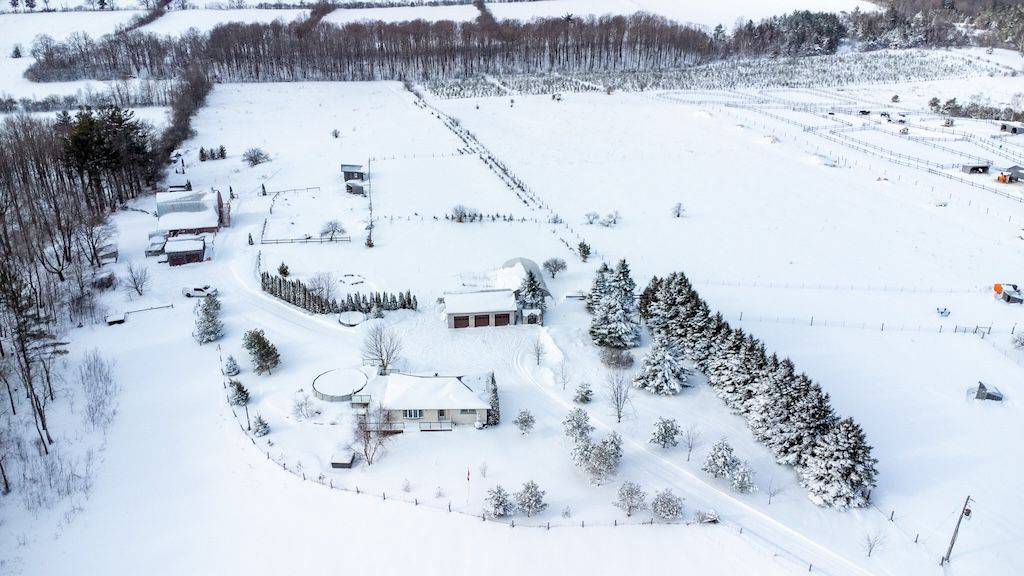 Kawartha Lakes, ON L0A 1K0,513 Highway 35 N/A S