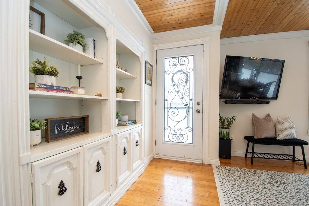 Kawartha Lakes, ON L0A 1K0,513 Highway 35 N/A S