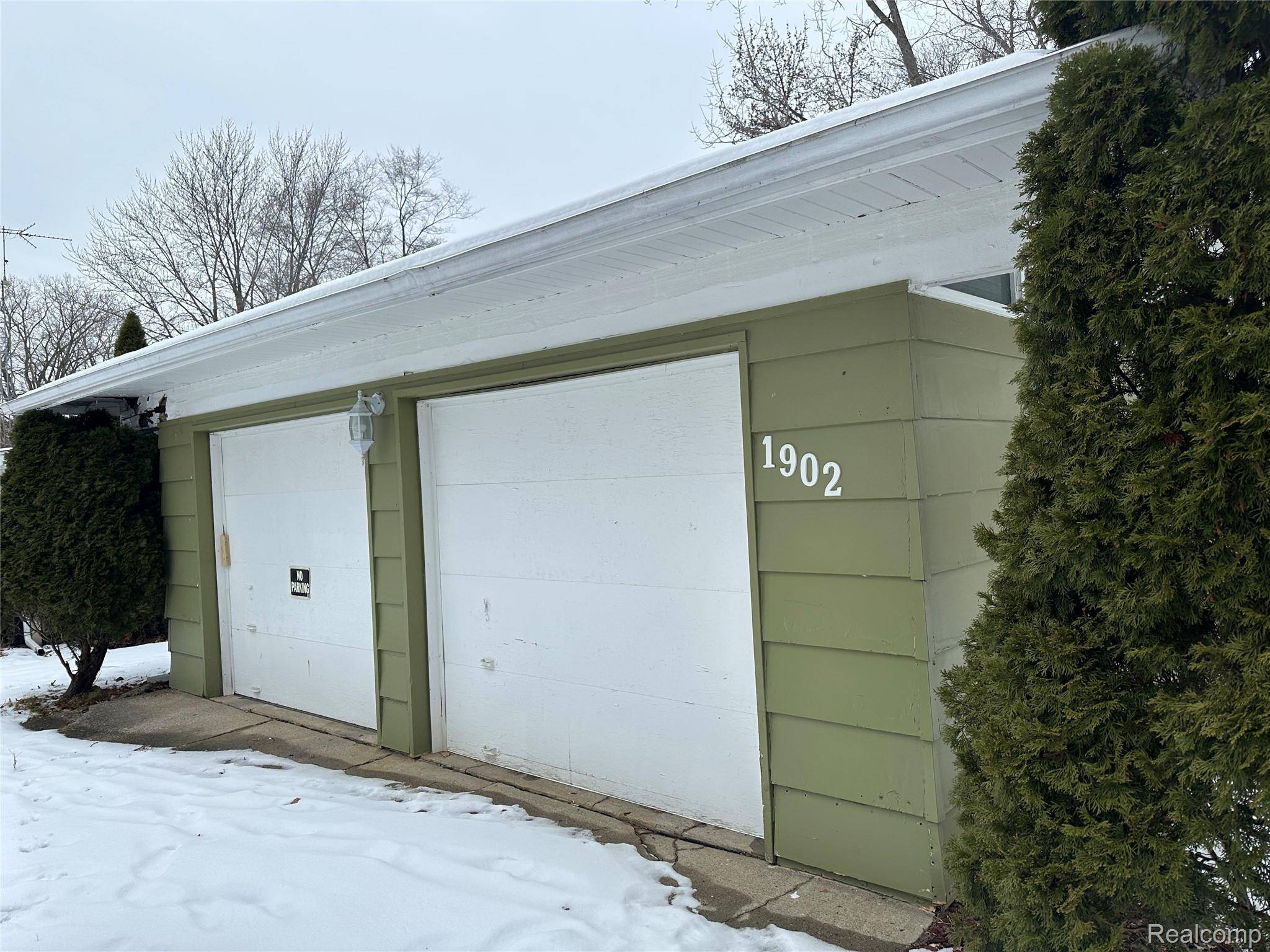 Flint, MI 48507,1902 Windsor LN