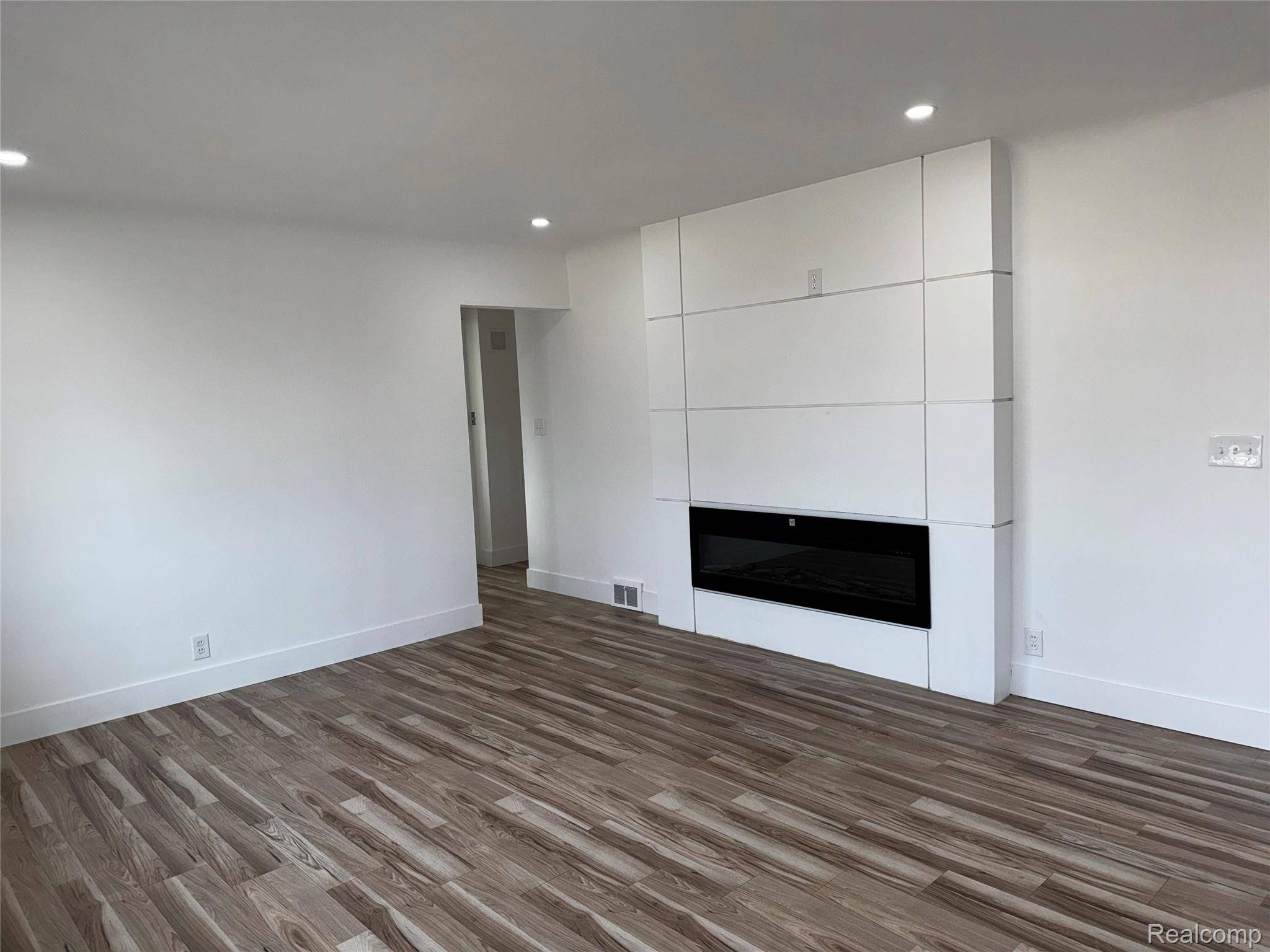 Eastpointe, MI 48021,24515 Petersburg AVE