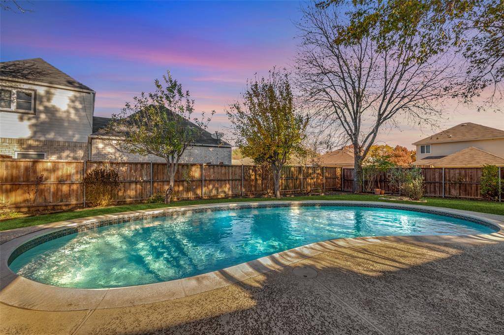 Desoto, TX 75115,317 N Beltwoods Drive