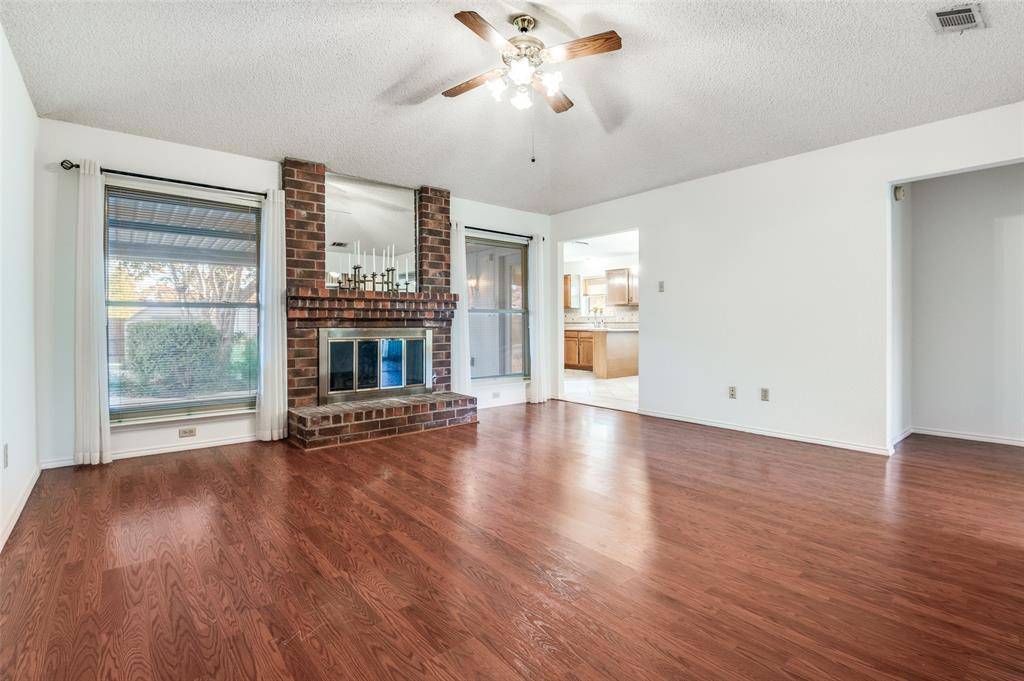 Desoto, TX 75115,317 N Beltwoods Drive