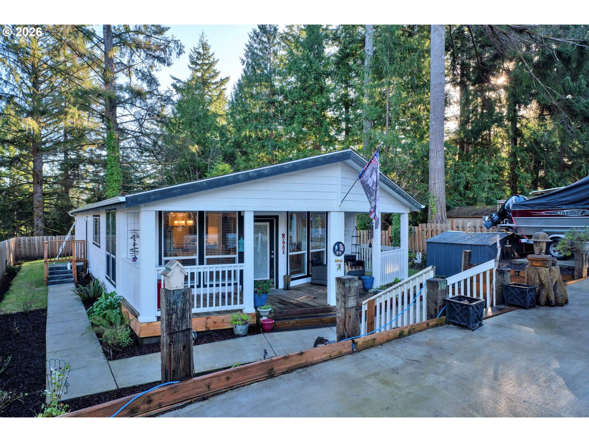 Florence, OR 97439,89555 SHORE CREST DR