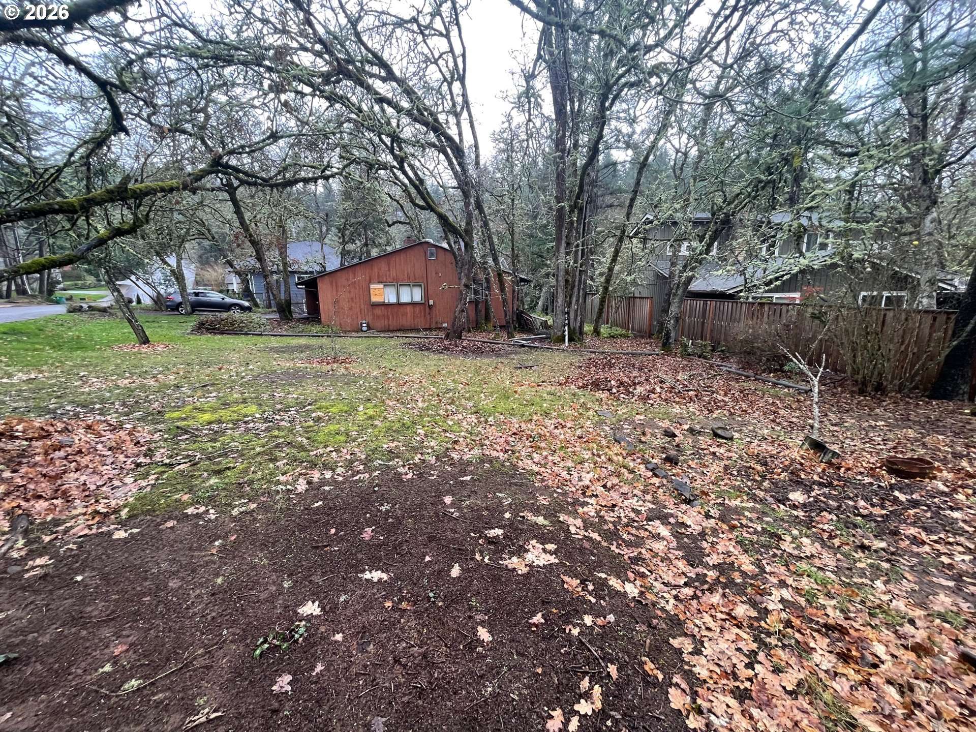 Eugene, OR 97404,275 W 37TH AVE