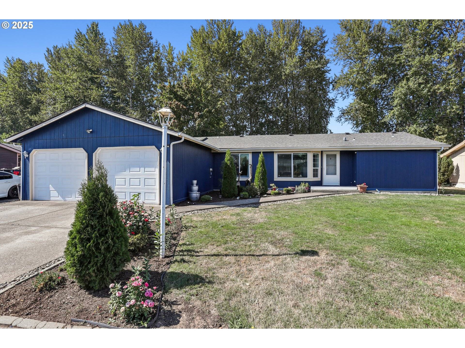 Independence, OR 97351,914 JAMES ST