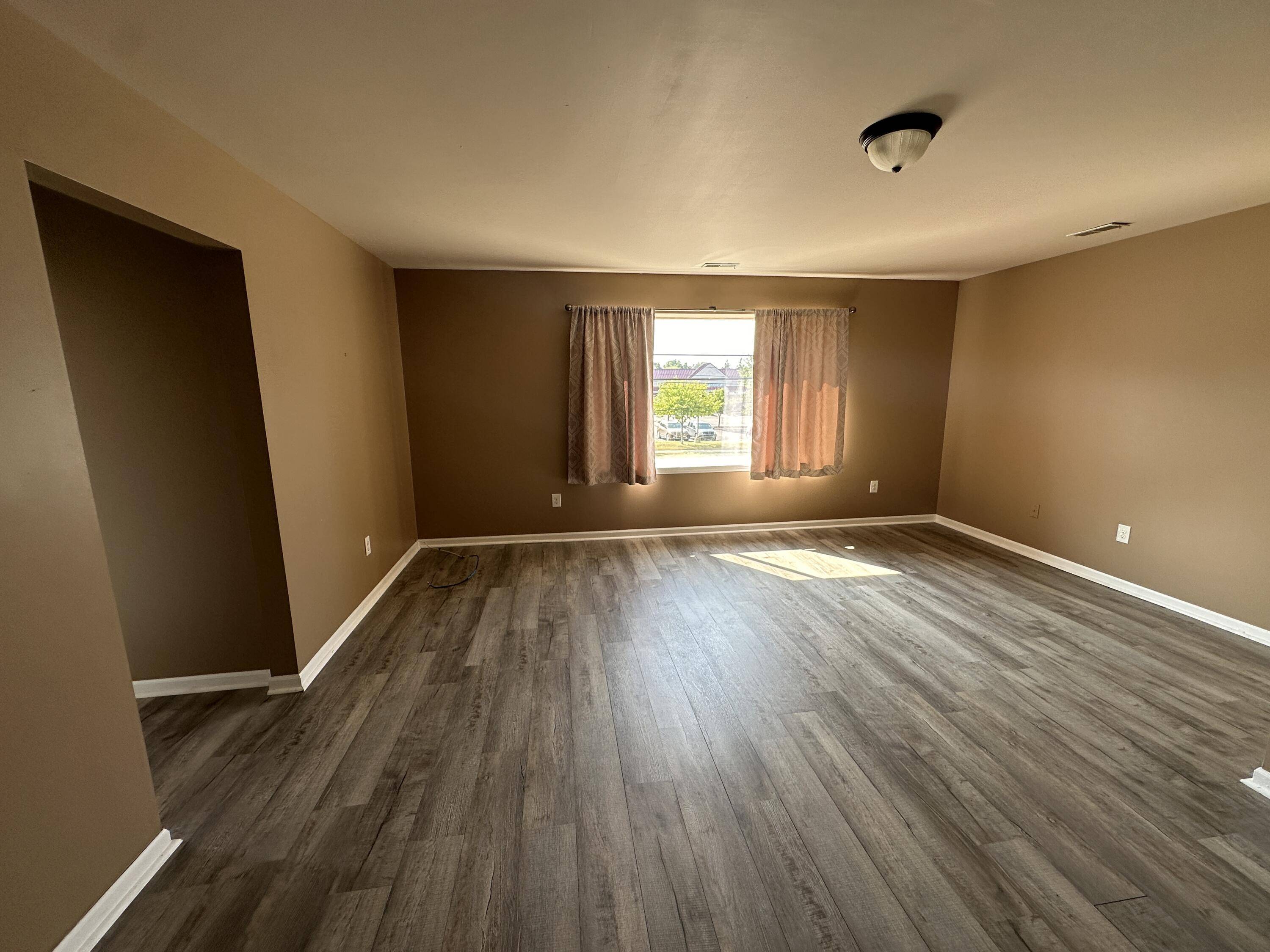 Commerce Twp, MI 48382,2579 Union Lake RD #1