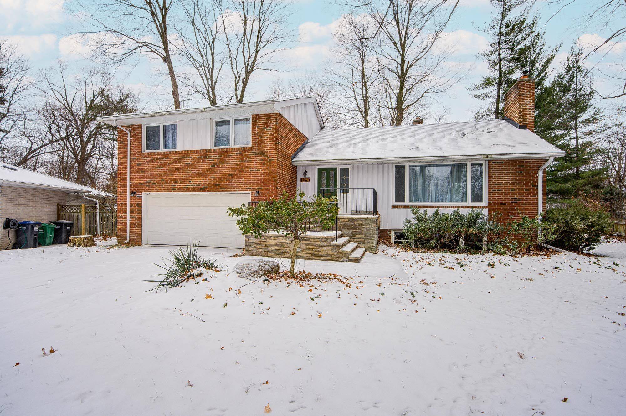 Mississauga, ON L5C 1J7,1445 Ryan PL