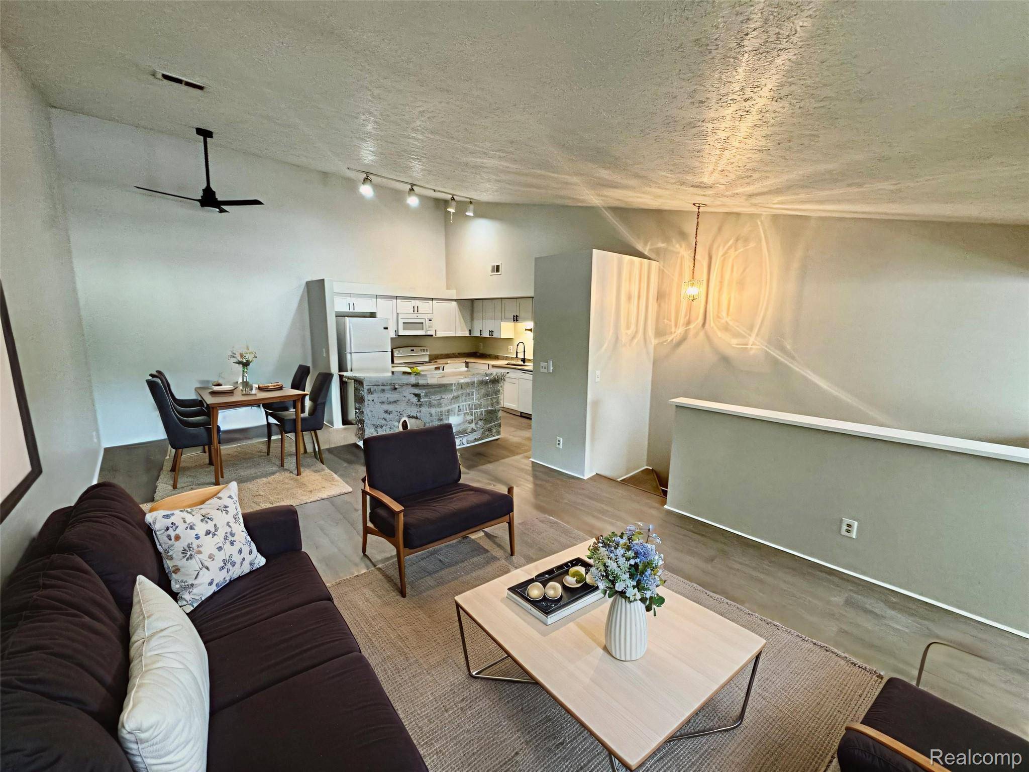 Northville, MI 48167,19536 NORTHRIDGE DR