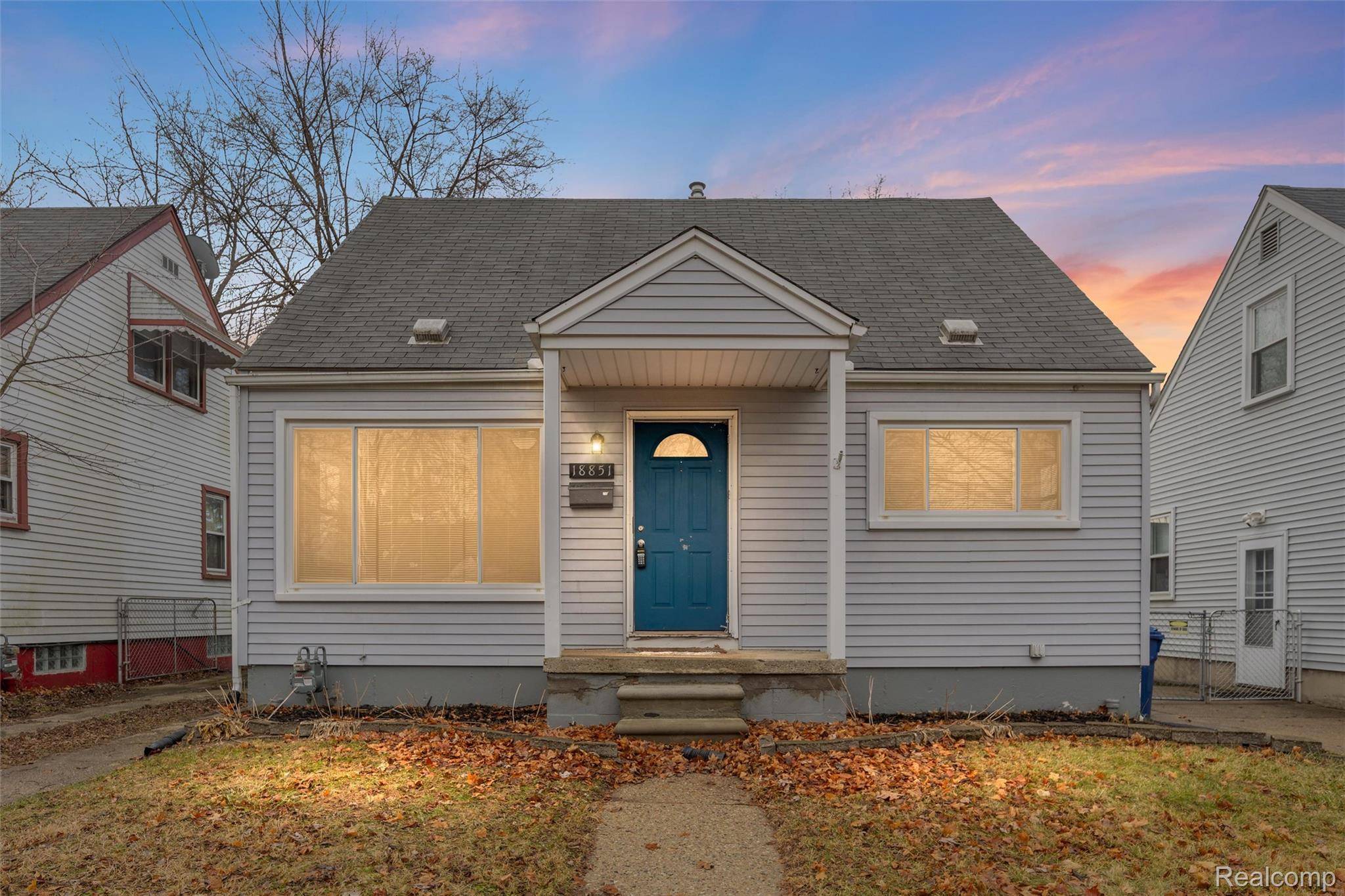 Redford, MI 48240,18851 POINCIANA