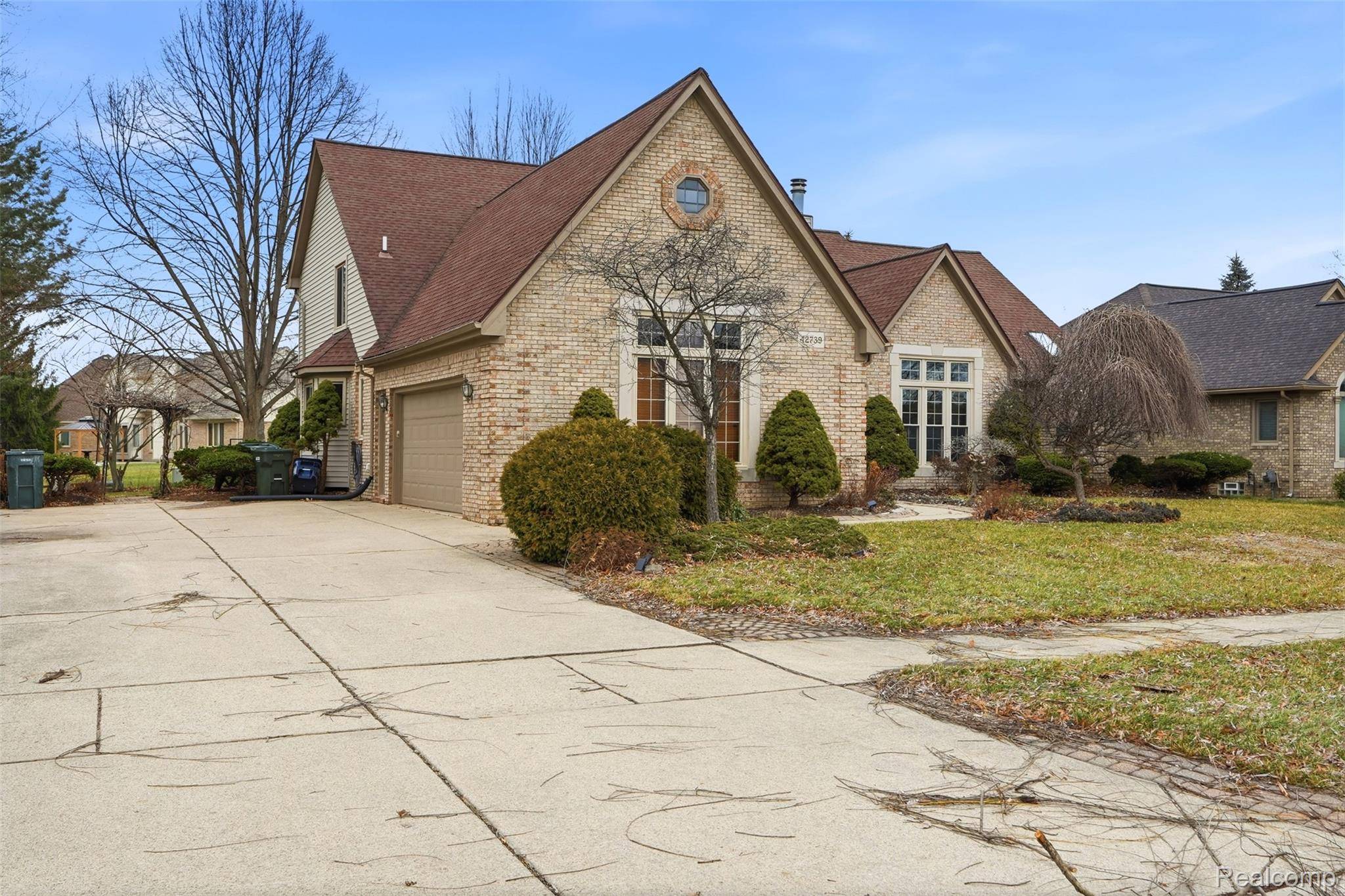 Sterling Heights, MI 48314,42739 Pond View DR