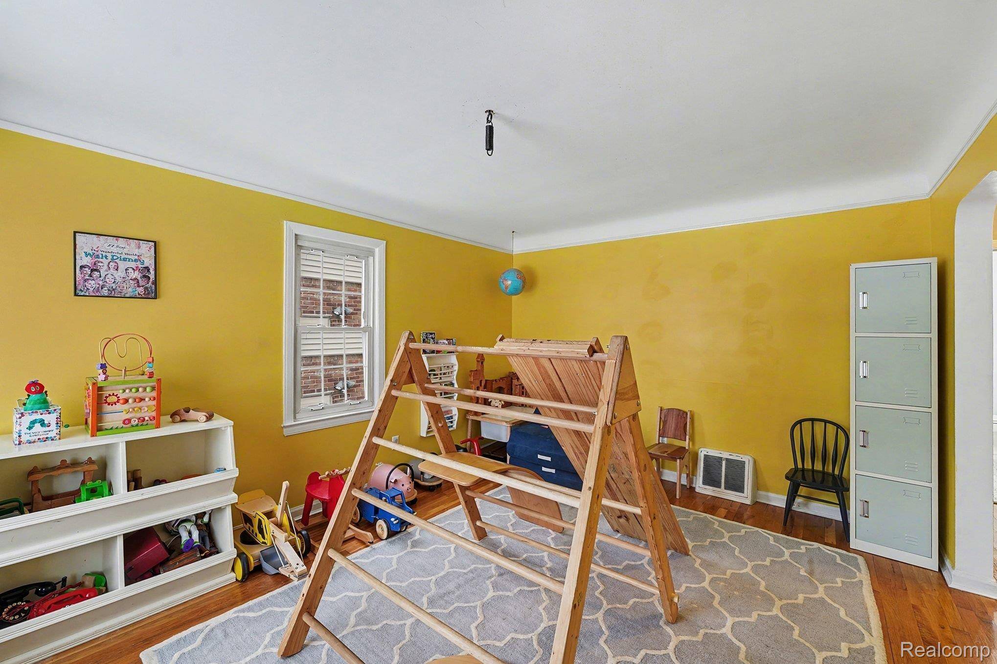 Dearborn, MI 48124,3513 Raymond AVE