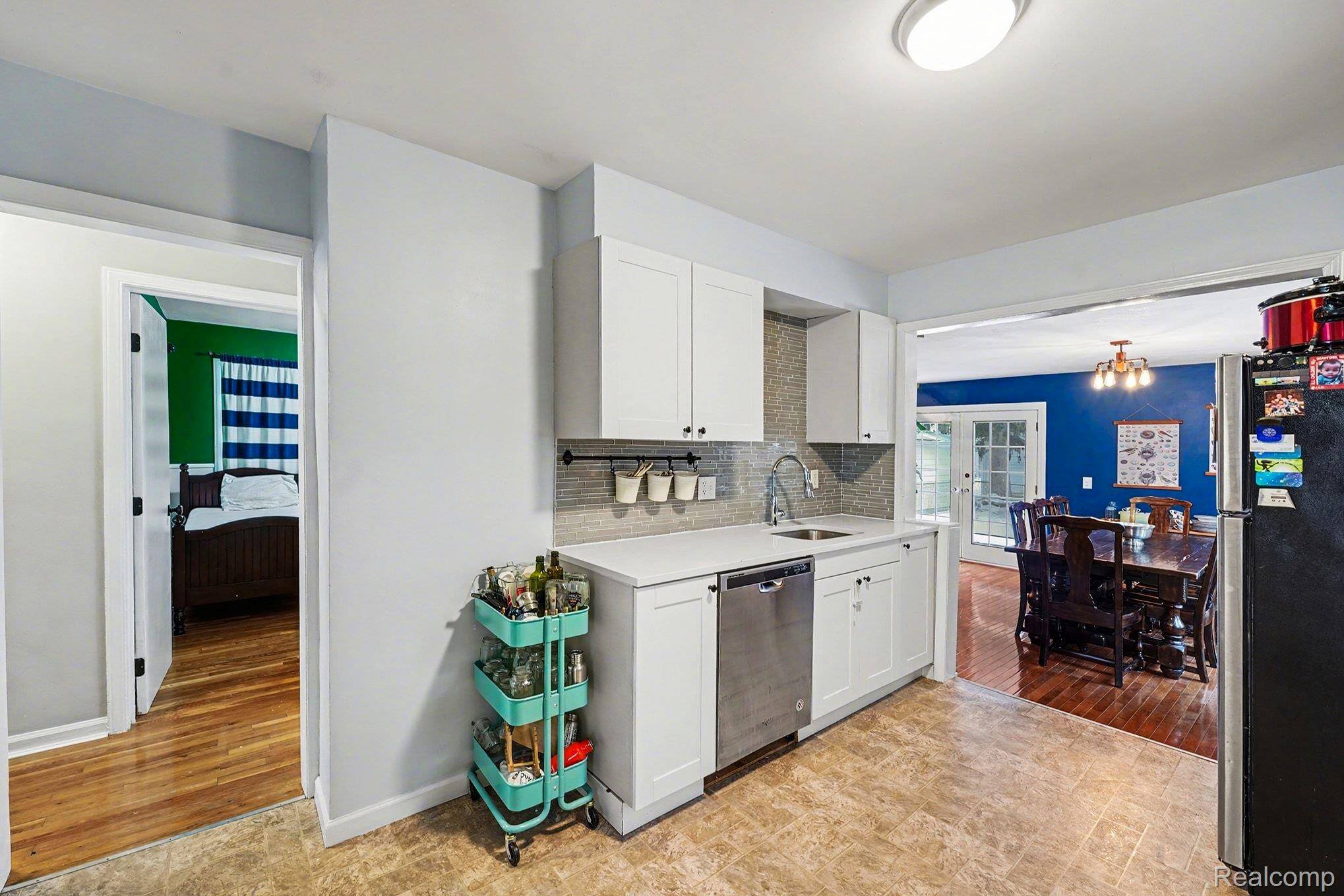 Dearborn, MI 48124,3513 Raymond AVE