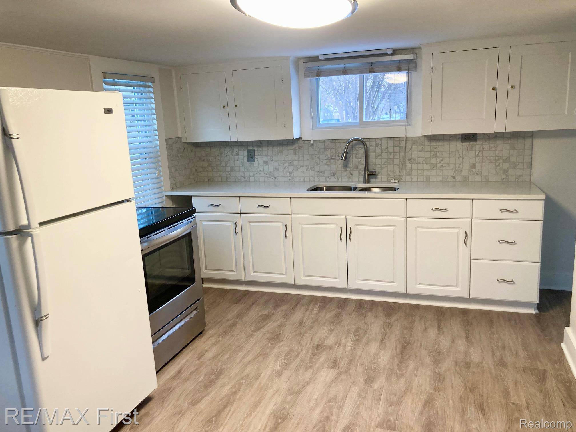 Royal Oak, MI 48067,611 Fairgrove AVE