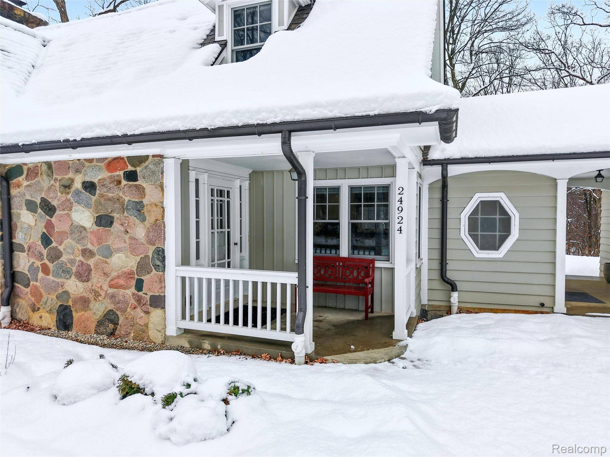 Franklin, MI 48025,24924 Riverwood DR