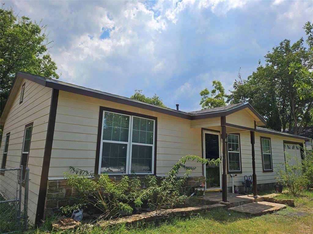 White Settlement, TX 76108,914 Ronald Street