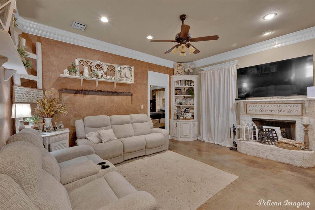 Haughton, LA 71037,411 S Elm Street