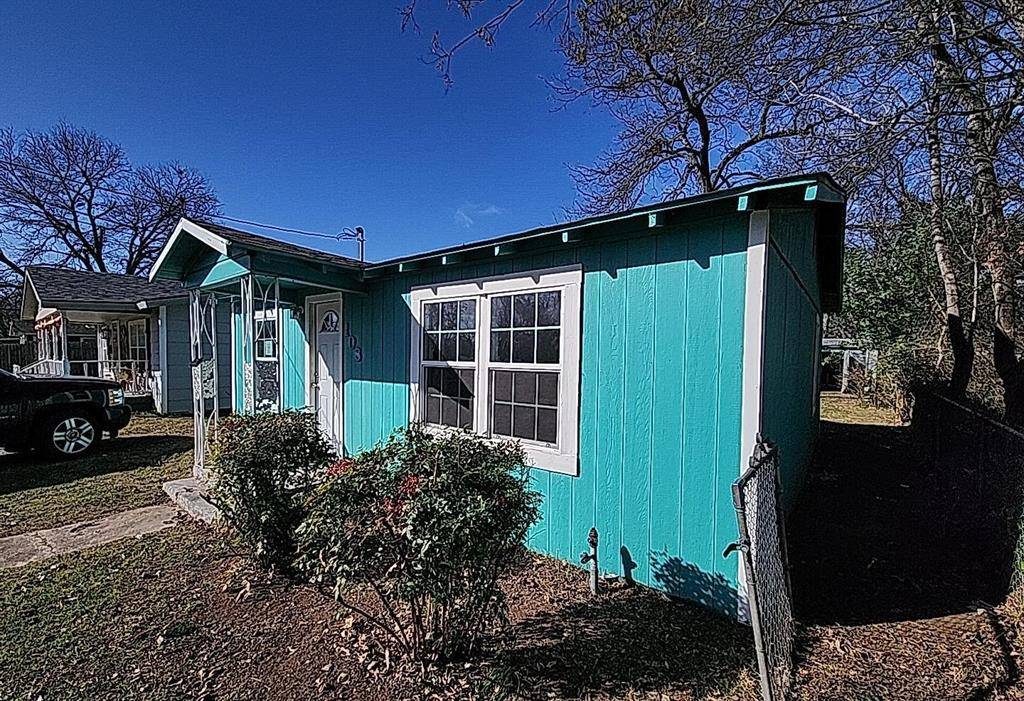 Cleburne, TX 76033,108 Monroe Street