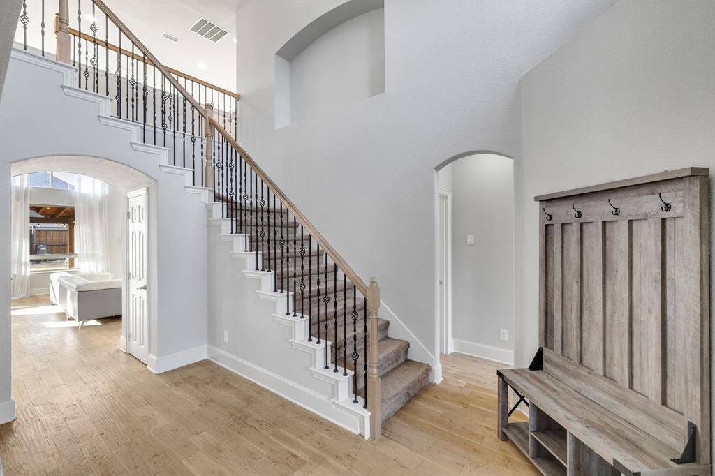 Mckinney, TX 75070,5629 Hampshire Drive