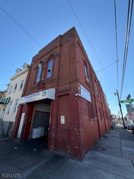 Paterson City, NJ 07522,71 Wayne Ave