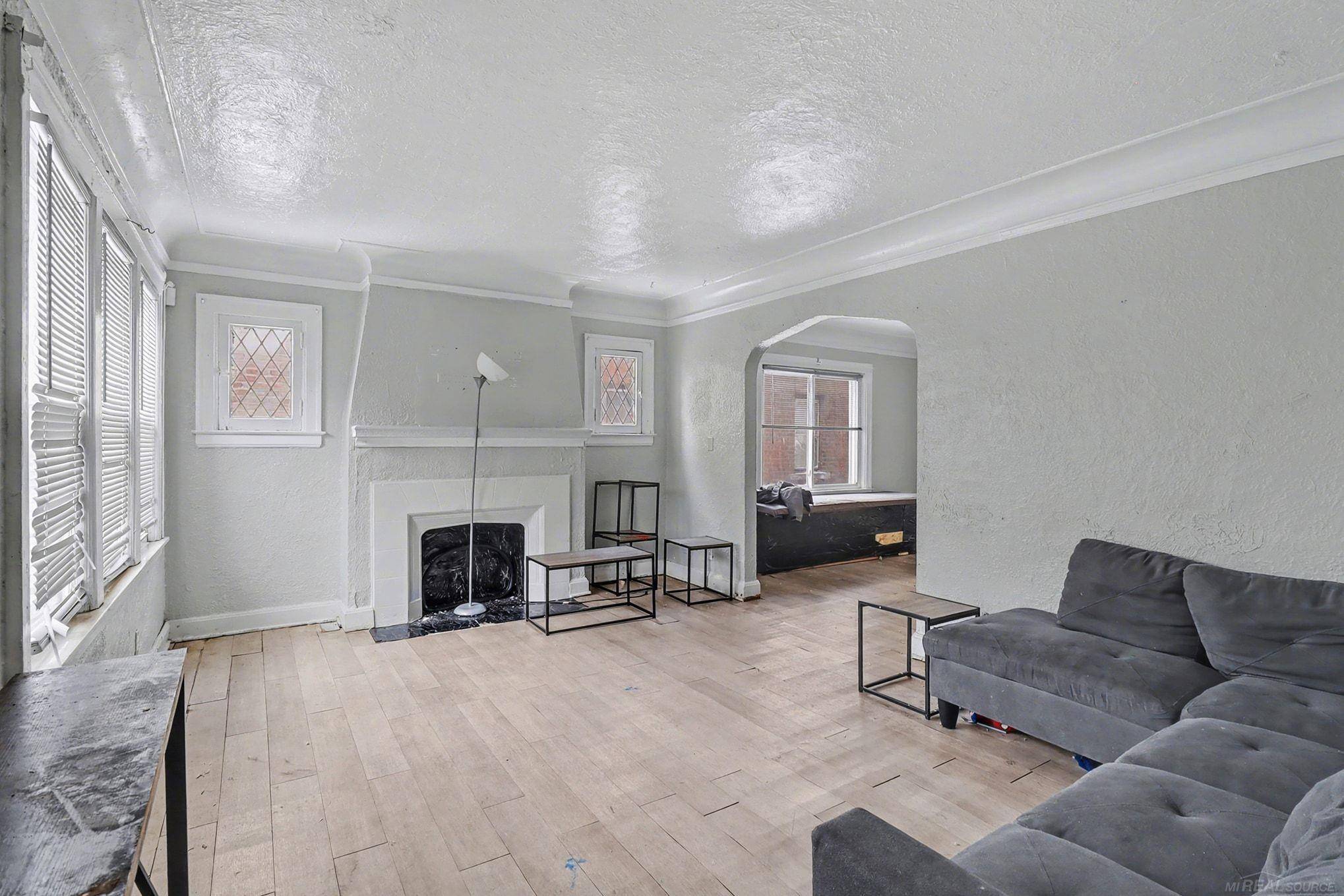 Detroit, MI 48204,10336 W Point ST