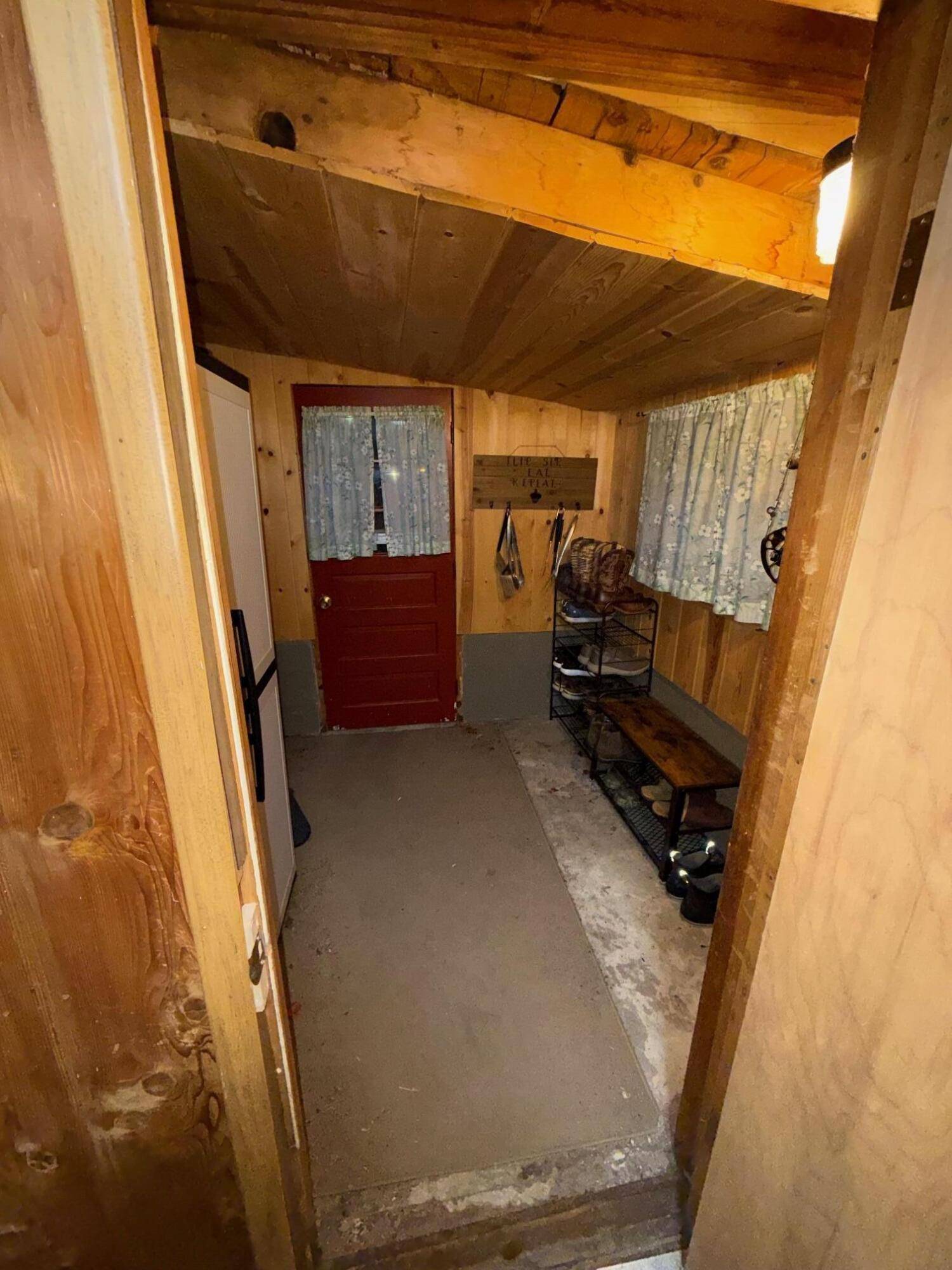 Irons, MI 49644,7139 W 5 Mile RD