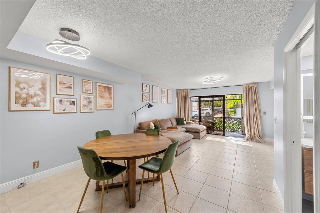 Davie, FL 33314,7110 SW 42nd Ct #7110