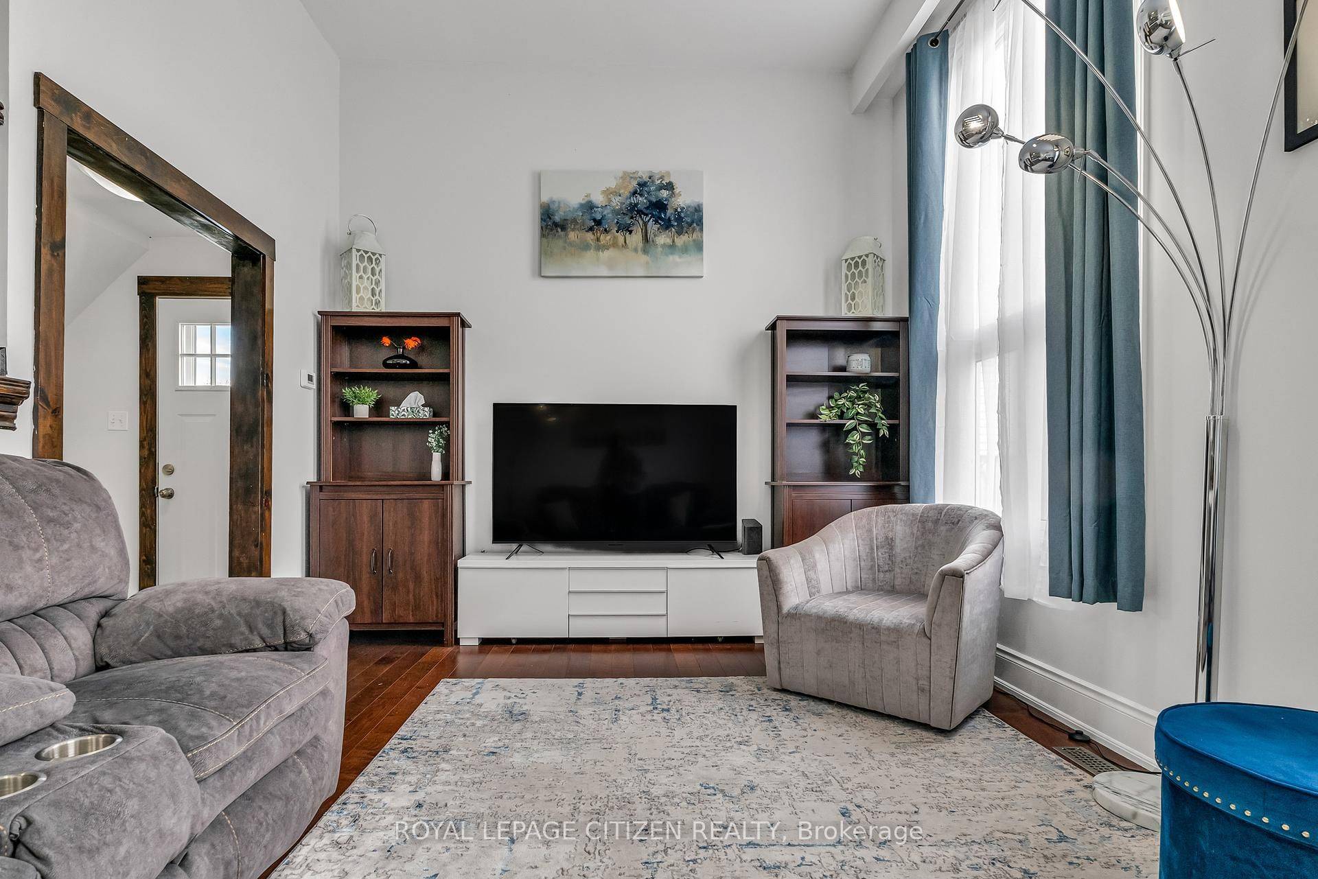 Mississauga, ON L4T 3P7,7567 Wildfern DR