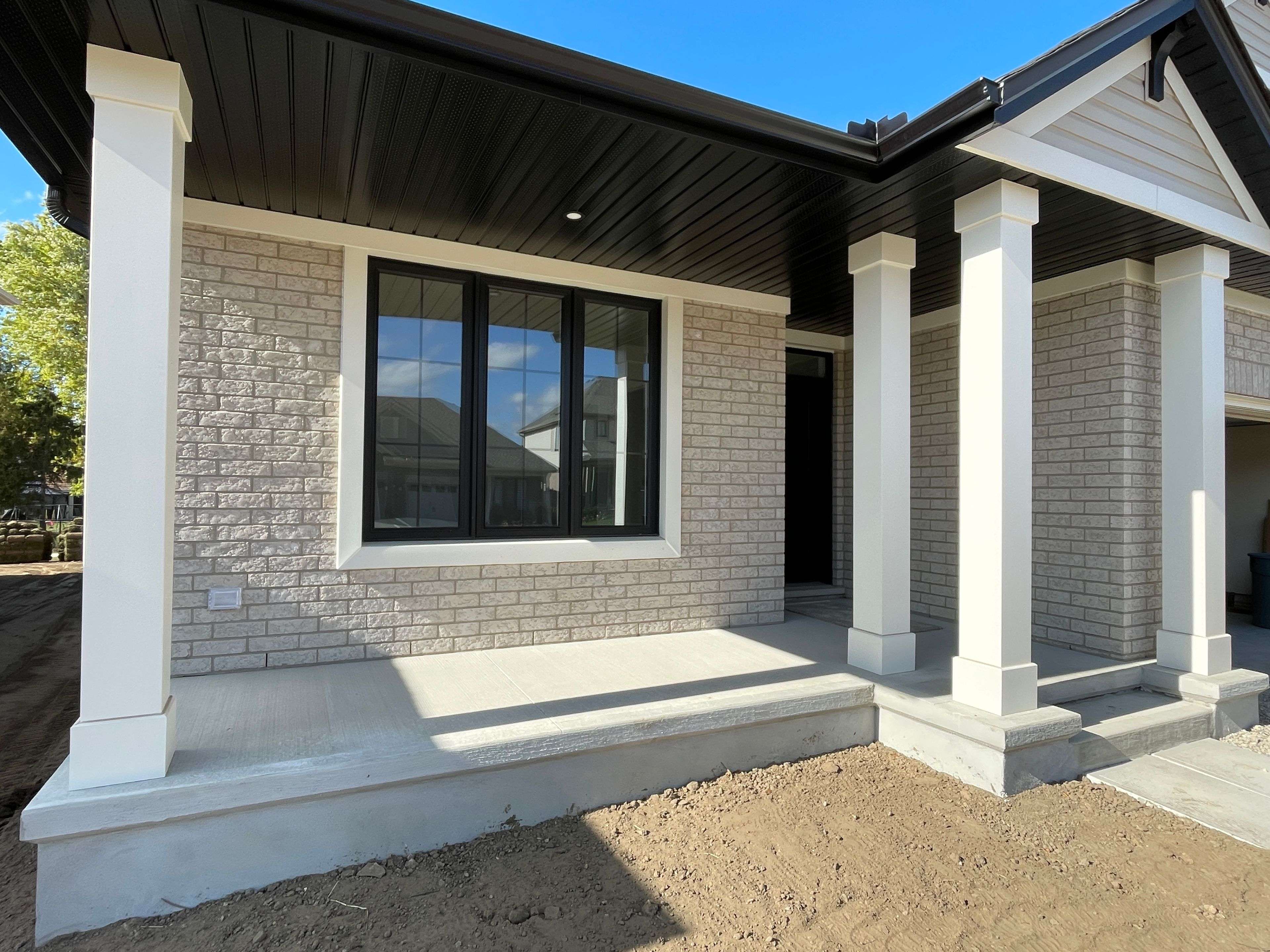 Tillsonburg, ON N4G 0K8,45 Lark ST