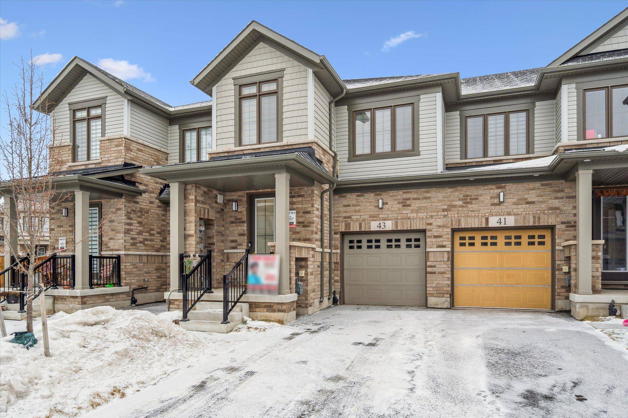 Cambridge, ON N1S 0E2,43 Blacklock ST