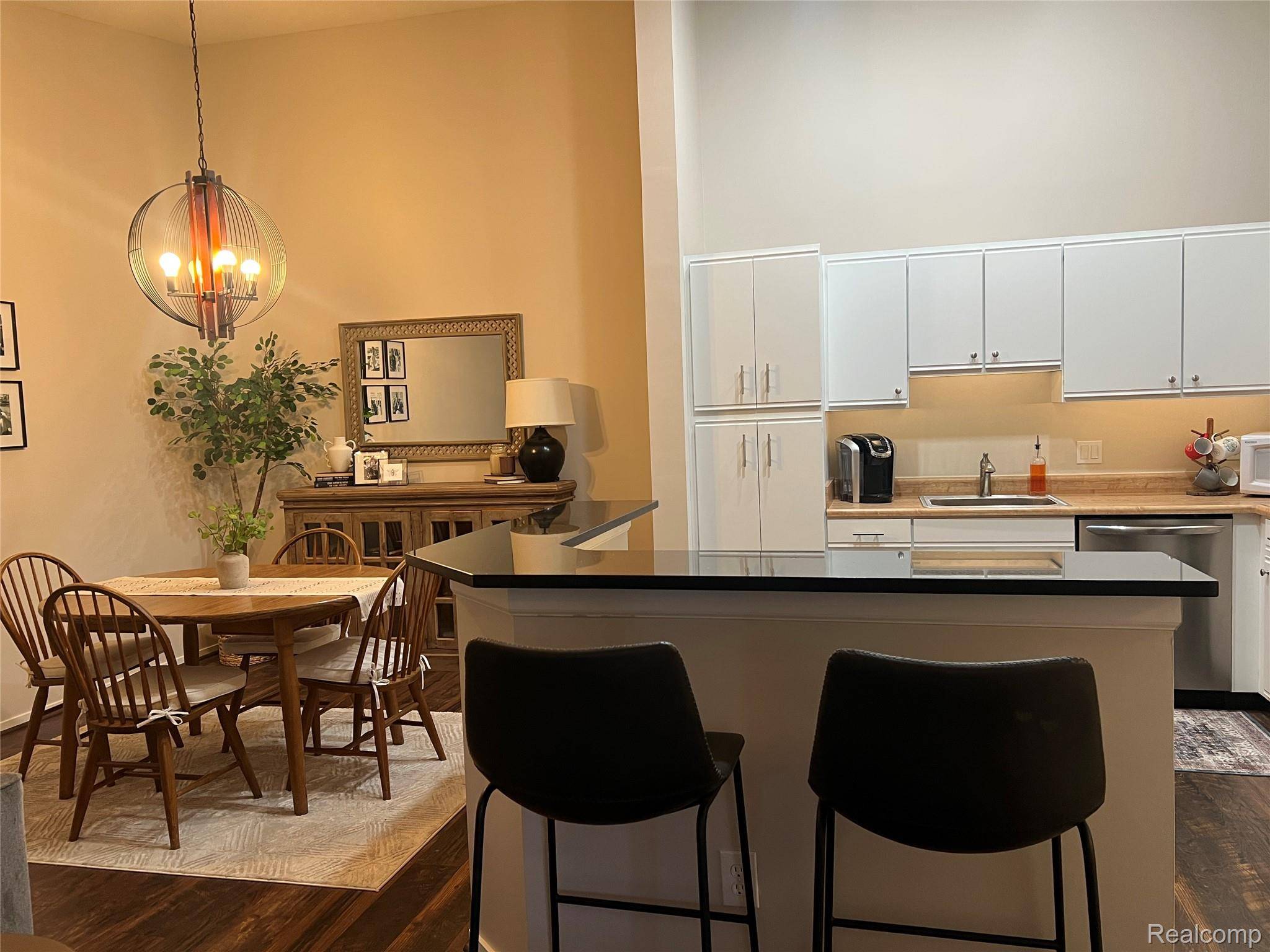 Canton, MI 48188,1861 N Arbor Way DR #Norvell To