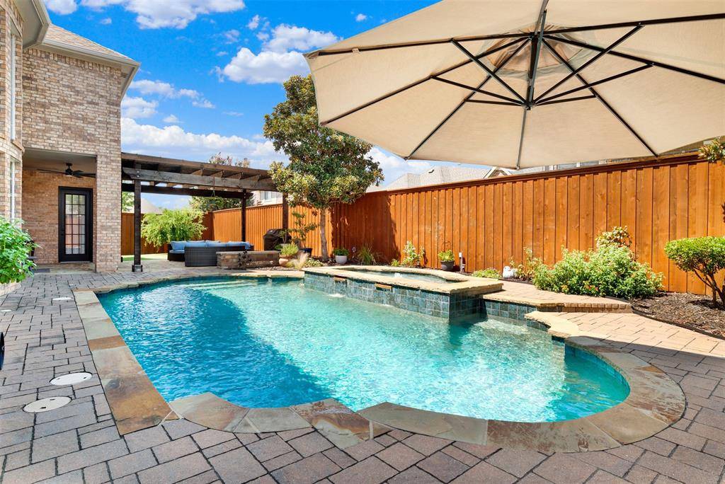 Murphy, TX 75094,421 Silver Springs Lane