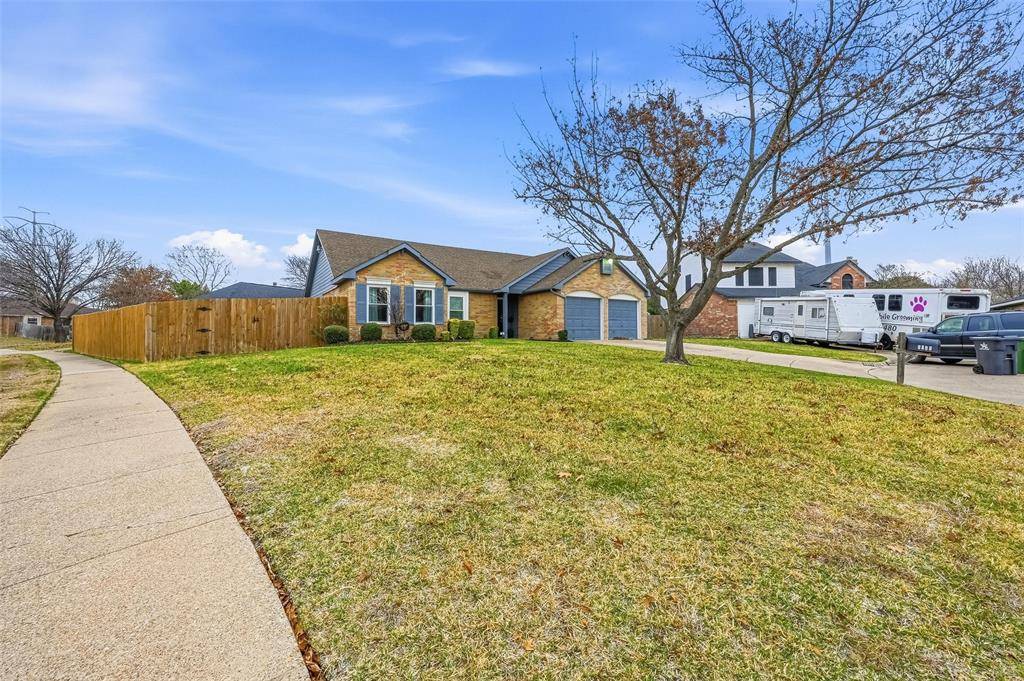 Arlington, TX 76018,4803 Hollow Tree Court