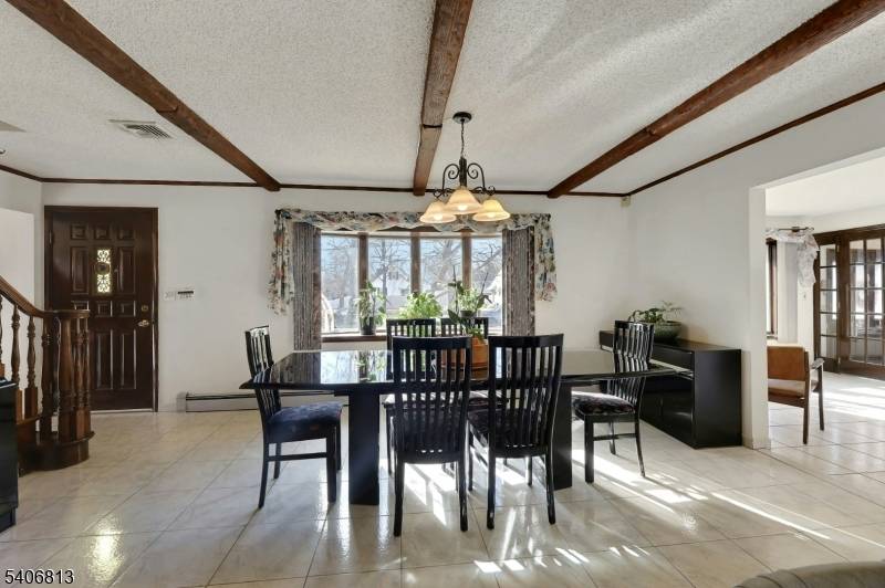 Wayne Twp., NJ 07470,4 Highfield Ct