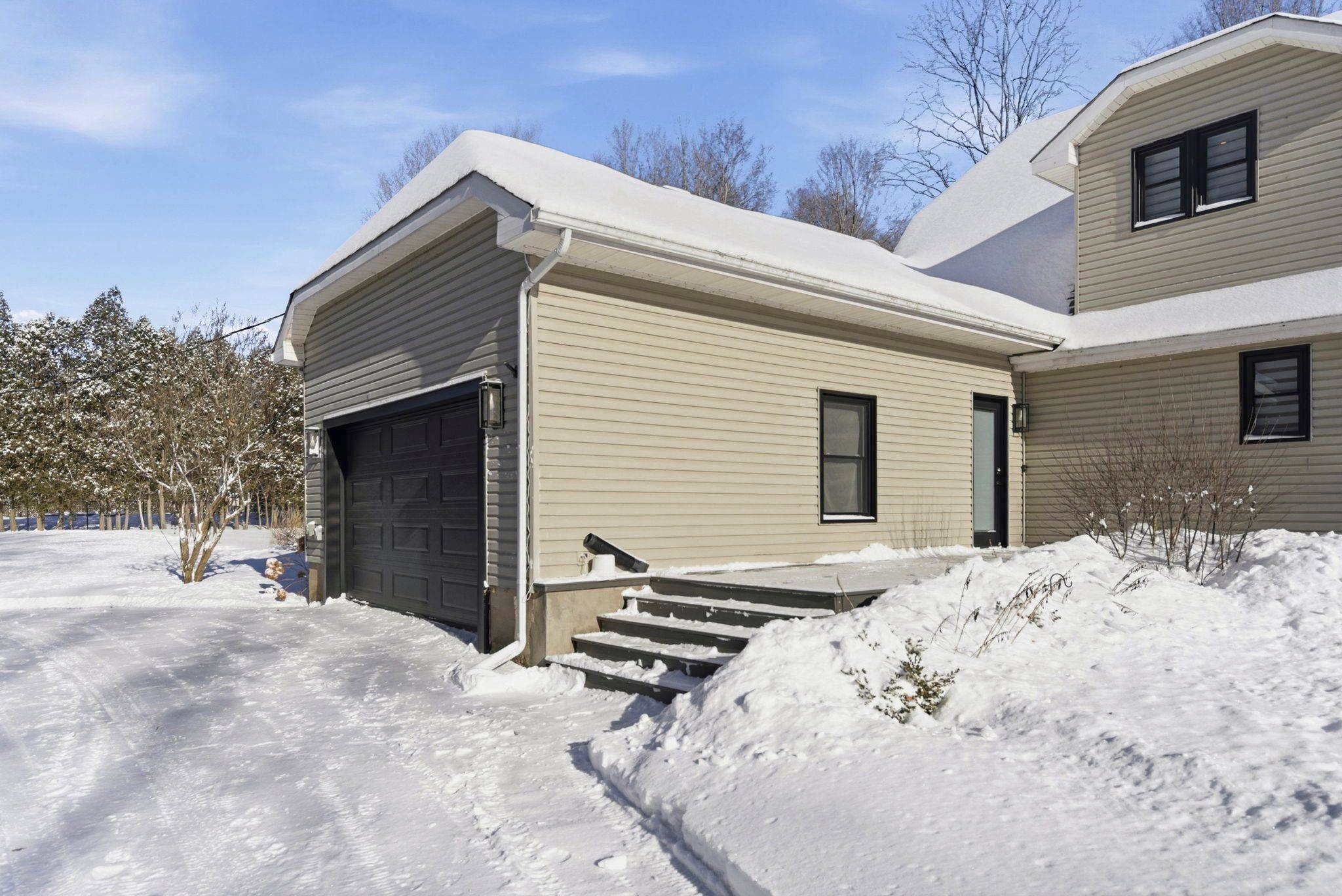 South Glengarry, ON K0C 1S0,18723 County 18 RD