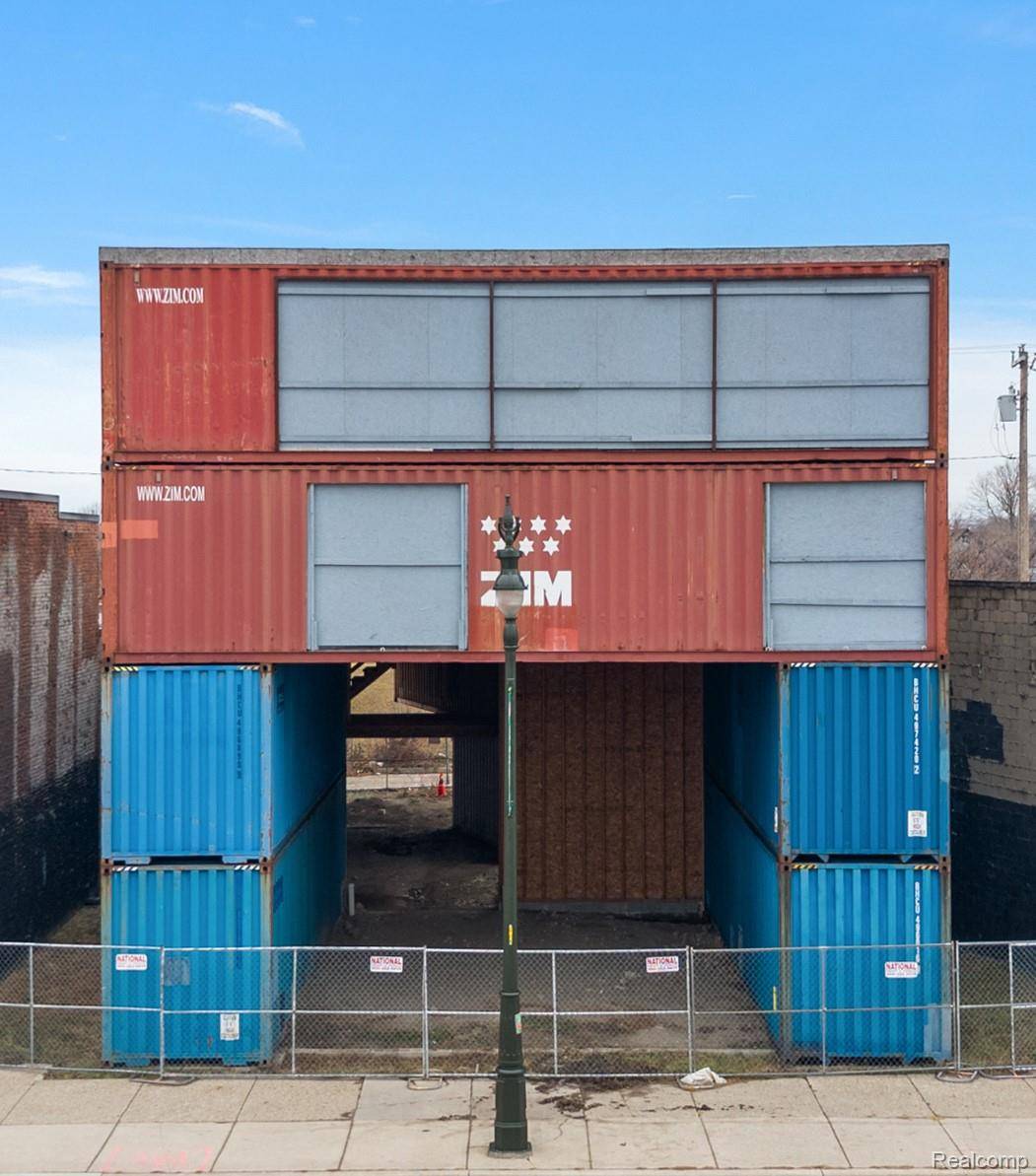 Detroit, MI 48216,2426 Michigan AVE