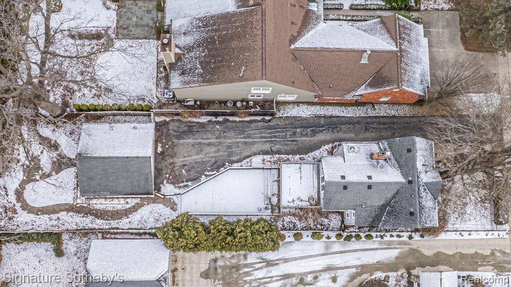 Birmingham, MI 48009,776 Southfield RD