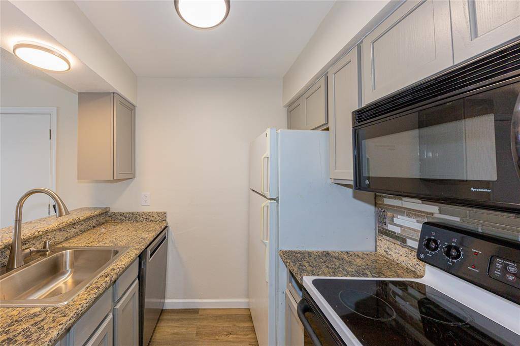 Dallas, TX 75252,7621 Mccallum Boulevard #210