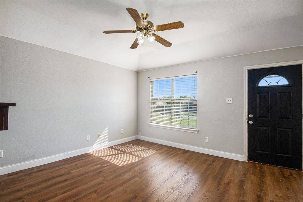 Rio Vista, TX 76093,408 Mesquite Drive