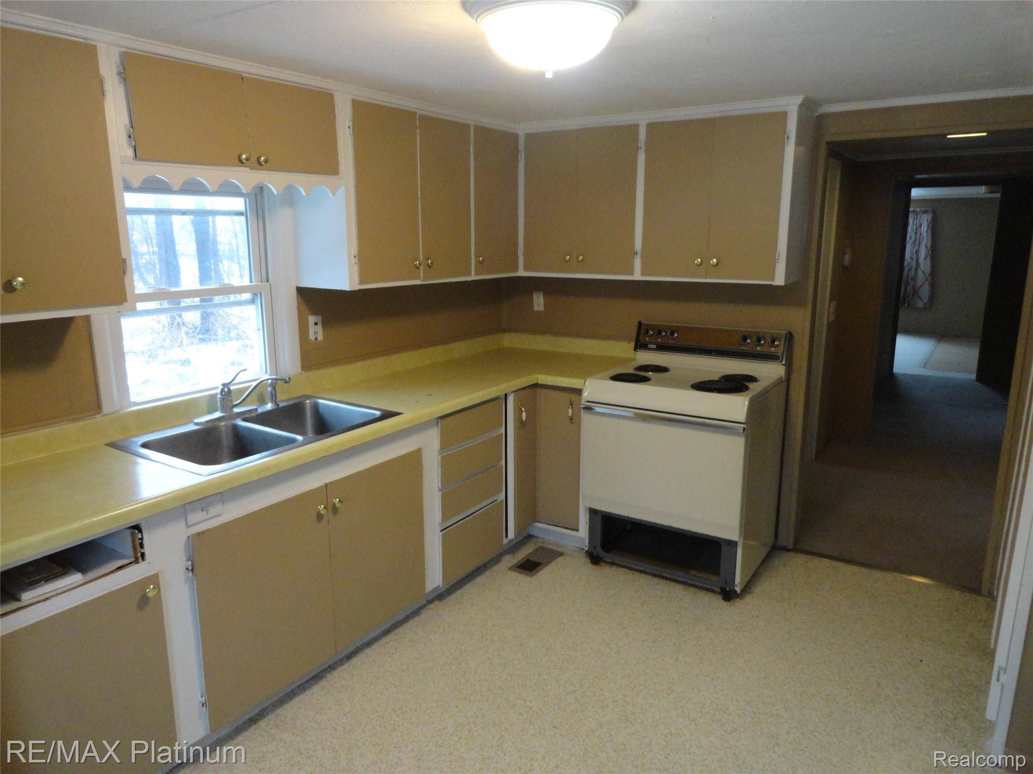 Grand Blanc, MI 48439,3396 E BALDWIN RD