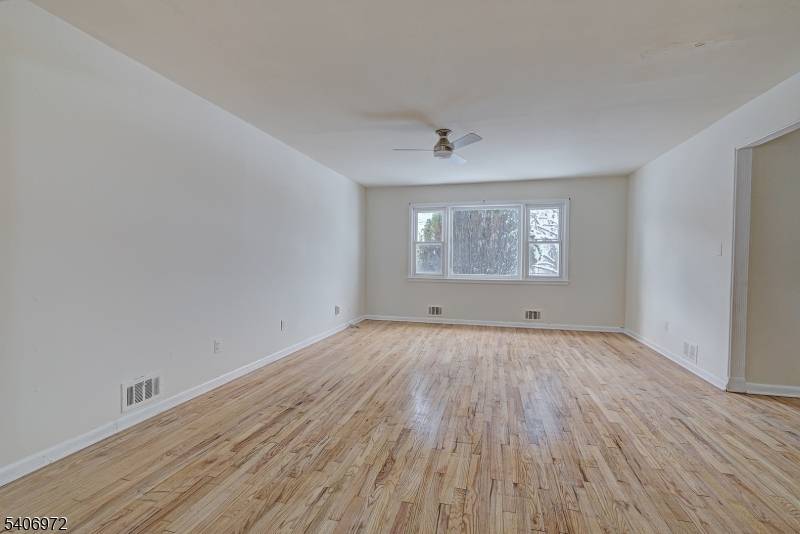 West Orange Twp., NJ 07052,27 Old Short Hills Rd