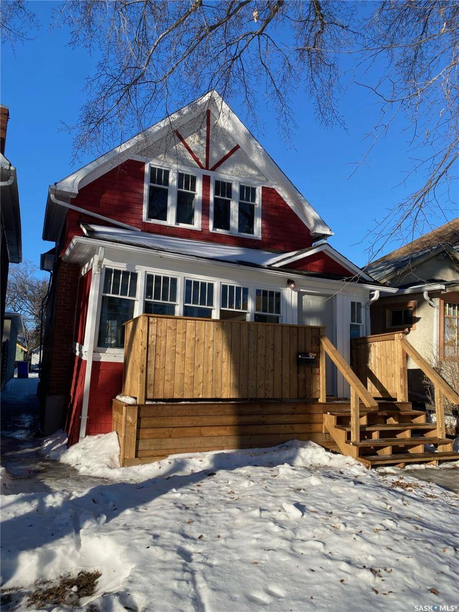 Regina, SK S4P 1N1,2050 Toronto STREET