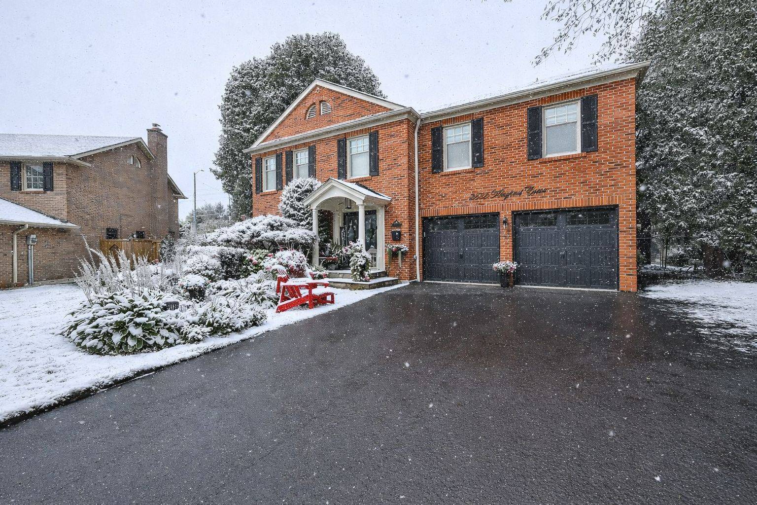 Mississauga, ON L5L 2P9,3555 Kingbird CT